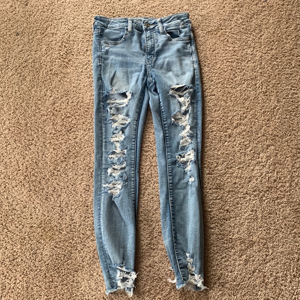 American eagle ripped skinny jeans